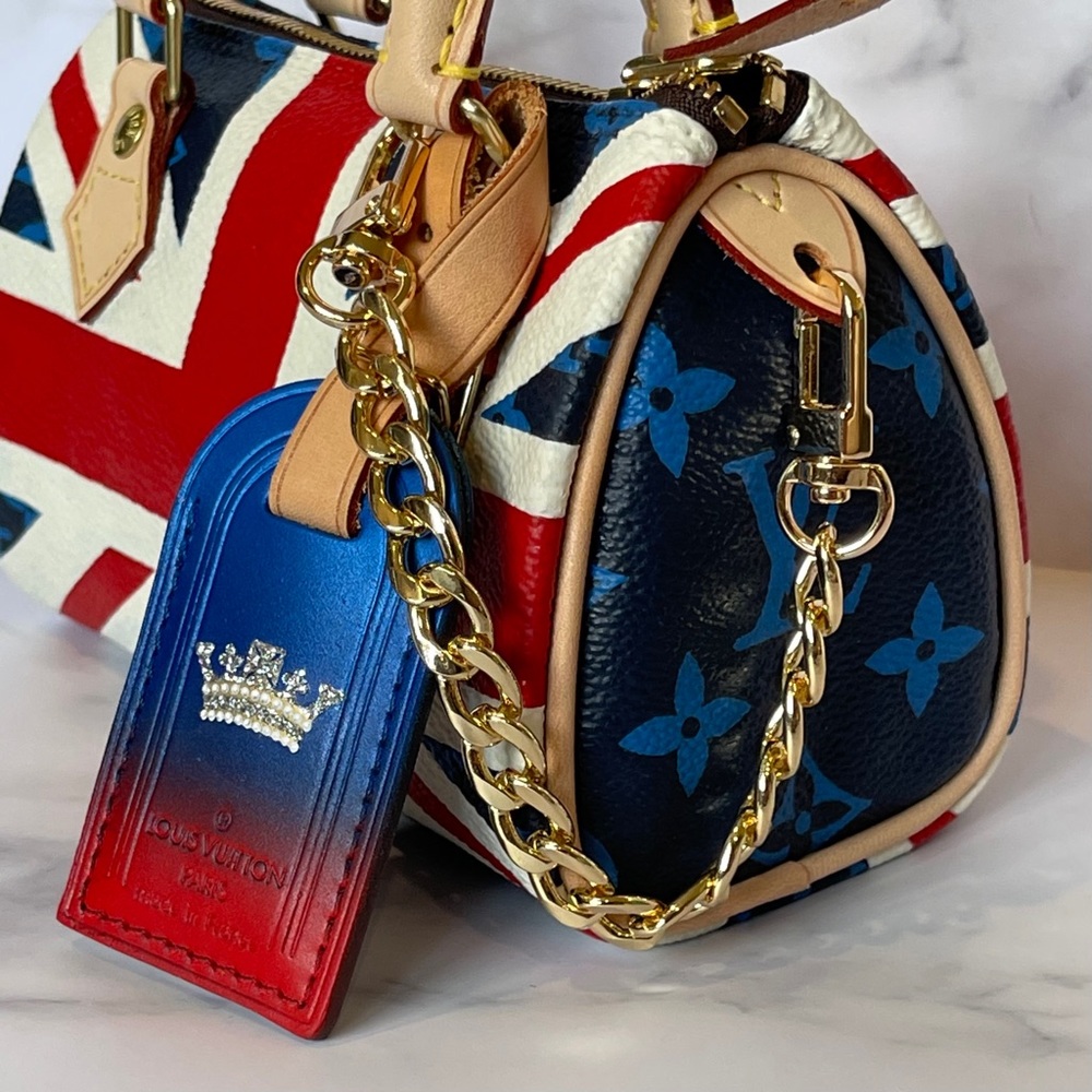 Follow me on Instagram @lvoechic